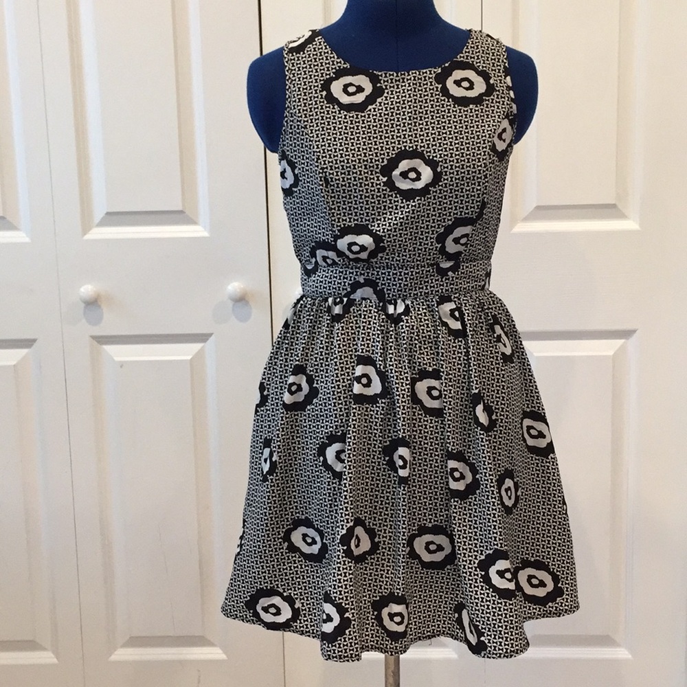 Black and White Patterned Dress with Cutout Back